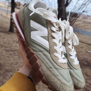 New Balance RC30 (Like New)